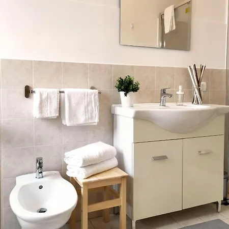 Ognina Flat Grottebianche * Catania